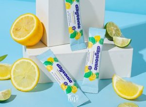 Jasa Foto Produk Bekasi Terbaik untuk Online Shop Mencari **jasa foto produk Bekasi** yang profesional untuk meningkatkan penjualan online shop Anda? Dalam dunia bisnis digital saat ini, foto produk memiliki peran penting dalam menarik perhatian calon pelanggan dan meningkatkan kepercayaan terhadap brand Anda. Baik Anda menjual produk melalui marketplace seperti Shopee, Tokopedia, dan TikTok Shop, maupun melalui website dan media sosial, visual produk yang menarik dapat membuat produk terlihat lebih profesional dan kompetitif. Dengan menggunakan layanan dari **TAP Studio**, Anda dapat memperoleh foto produk berkualitas tinggi yang dirancang untuk membantu meningkatkan daya tarik produk sekaligus memperkuat branding bisnis Anda. ## Keuntungan Menggunakan Foto Produk Profesional Menggunakan **jasa foto produk profesional** memberikan banyak manfaat bagi bisnis, terutama bagi online shop yang bersaing di marketplace. ### Meningkatkan Kepercayaan Pelanggan Foto produk yang jelas, detail, dan profesional akan membuat calon pembeli lebih yakin terhadap kualitas produk yang Anda jual. ### Membuat Produk Lebih Menarik Visual yang menarik dapat membuat produk lebih menonjol di antara ribuan produk lain di marketplace. ### Mendukung Strategi Branding Foto produk dengan konsep yang konsisten dapat membantu membangun identitas visual brand sehingga bisnis terlihat lebih profesional. ### Konten Marketing yang Lebih Berkualitas Foto produk profesional dapat digunakan untuk berbagai kebutuhan promosi seperti konten Instagram, banner website, hingga iklan digital. ## Jenis Layanan Foto Produk TAP Studio menyediakan berbagai layanan **foto produk profesional** yang dapat disesuaikan dengan kebutuhan bisnis Anda. ### Catalogue Product Photoshoot Foto produk dengan background polos seperti putih yang fokus pada detail produk. Jenis foto ini sangat cocok untuk kebutuhan katalog marketplace dan website. ### Creative Product Photoshoot Foto produk dengan konsep kreatif dan penggunaan properti untuk menciptakan visual yang lebih menarik. Cocok untuk kebutuhan branding dan social media. ### Model Photoshoot Foto produk dengan menggunakan model profesional untuk menampilkan produk secara lebih realistis, terutama untuk brand fashion, beauty, dan lifestyle. ### Food & Beverage Photoshoot Layanan ini cocok untuk bisnis kuliner yang membutuhkan foto makanan atau minuman yang terlihat menarik dan menggugah selera. ## Paket Foto Produk TAP Studio TAP Studio menawarkan berbagai paket foto produk yang dapat disesuaikan dengan kebutuhan bisnis Anda, mulai dari foto katalog sederhana hingga konsep photoshoot kreatif. Beberapa layanan yang tersedia antara lain: * Catalogue Product Photoshoot (White Background) * Creative Product Photoshoot * Model Photoshoot (Fashion & Beauty) * Food & Beverage Photoshoot * Conceptual Photoshoot * Product Video Shoot Untuk melihat **daftar harga jasa foto produk secara lengkap**, Anda dapat mengunjungi halaman berikut: [https://tapstudio.id/jasa-foto-produk-jakarta-terbaik-2/](https://tapstudio.id/jasa-foto-produk-jakarta-terbaik-2/) ## Estimasi Proses & Delivery Proses photoshoot di TAP Studio dilakukan dengan alur kerja yang profesional agar hasil foto sesuai dengan kebutuhan brand Anda. ### Konsultasi Konsep Tim TAP Studio akan membantu menentukan konsep foto yang sesuai dengan produk dan kebutuhan marketing Anda. ### Pengiriman Produk Produk dapat dikirim langsung ke studio untuk proses photoshoot. ### Proses Photoshoot Tim fotografer akan melakukan sesi photoshoot dengan konsep yang telah disepakati sebelumnya. ### Editing dan Final Delivery Setelah proses editing selesai, hasil foto akan dikirim dalam format digital melalui Google Drive sehingga dapat langsung digunakan untuk kebutuhan marketplace, website, maupun media sosial. Dengan menggunakan **jasa foto produk Bekasi profesional**, bisnis Anda dapat tampil lebih menarik, terpercaya, dan memiliki daya saing yang lebih kuat di pasar digital. TAP Studio siap membantu menghadirkan visual produk berkualitas untuk mendukung pertumbuhan bisnis Anda.